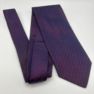 Hugo Boss Stylish Purple and Red Dot Men's Silk Tie